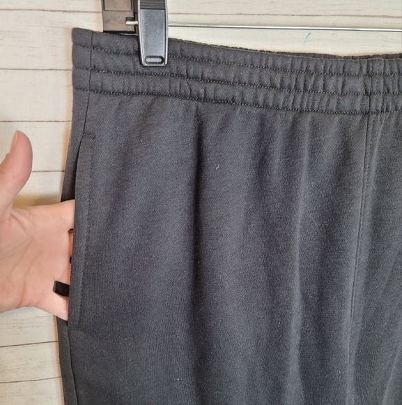 CHAMPION Fleece Joggers, Classic Script, 25" in Black, sz XL - Picture 6 of 9